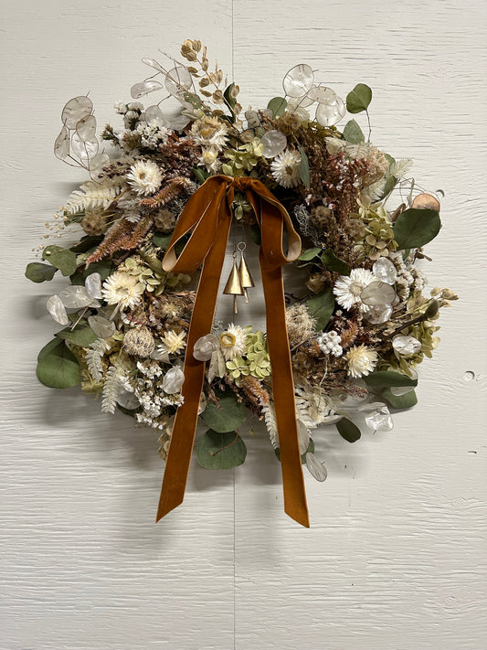 Everlasting Wreath Pastel