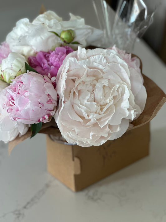 Teacher Gift Peony Mason Jar & Carrying Case